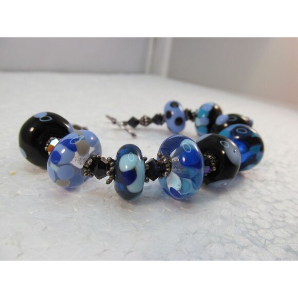 Blue and Black Lampwork Art Glass Beaded Bracelet with Toggle Clasp - Picture 9 of 13